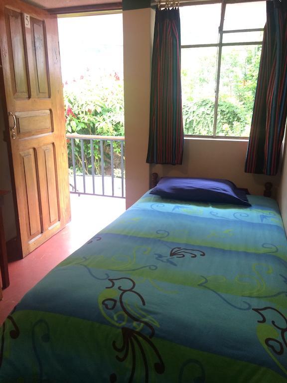 Hostal Timara Baños Δωμάτιο φωτογραφία