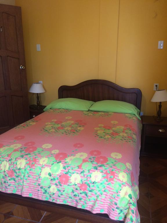 Hostal Timara Baños Δωμάτιο φωτογραφία