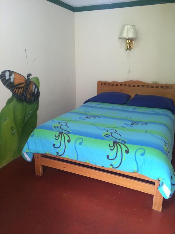 Hostal Timara Baños Δωμάτιο φωτογραφία
